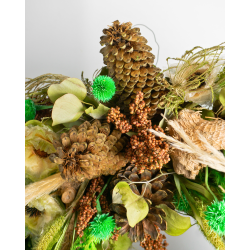 Corona de flores deshidratadas en tonos Verde Limón